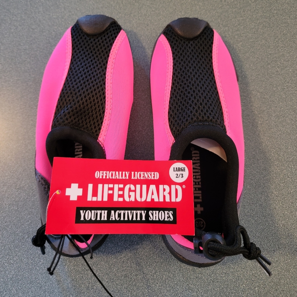 Girls Pink & Black Toggle pull Water Shoe Size 2/3 NWT